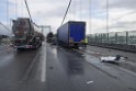 Schwerer LKW VU PKlemm A 4 Rich Olpe auf der Rodenkirchener Bruecke P012